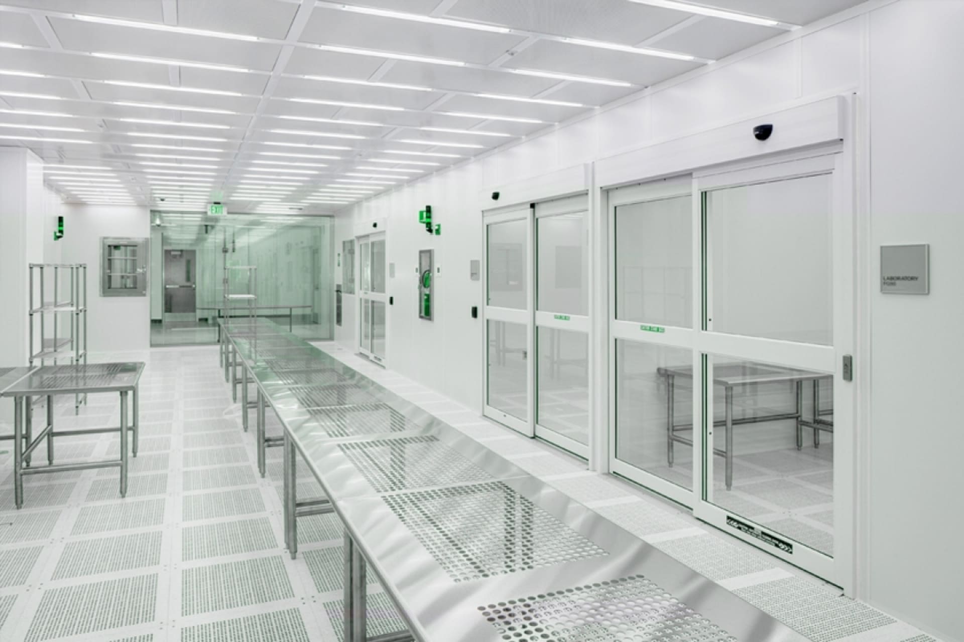 industrial-cleanroom-biological